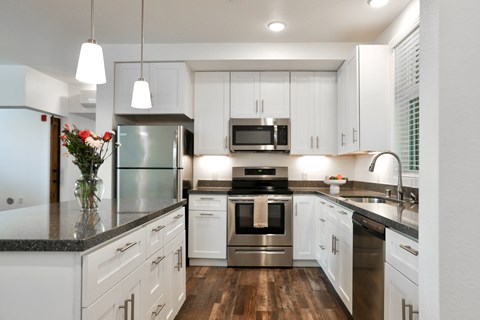 Floor plan for 2 beds, 2 baths, 1193 sqft